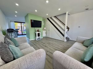 Photo 11- click for photo gallery